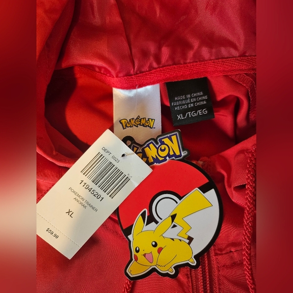 Pokemon Trainer Anorak - Picture 4 of 6